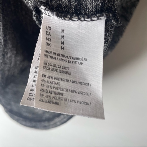 Lot of 2 Gray T-shirts Size Medium - Picture 4 of 6